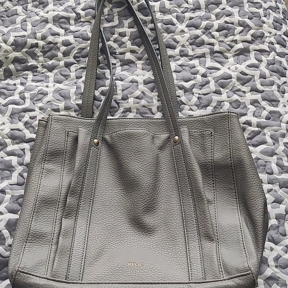 Relic Pebbled Gray Leather Tote Bag - Style RLH2728 - Excellent Condition